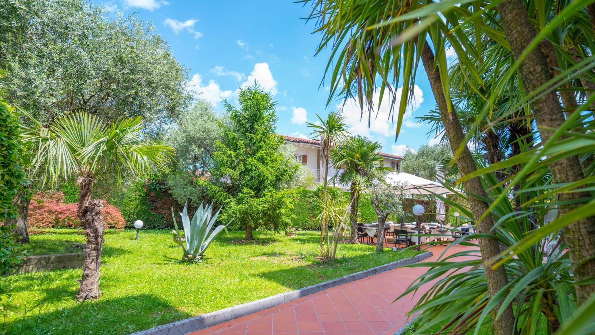 Hotel Bella Peschiera Peschiera del Garda Exterior foto